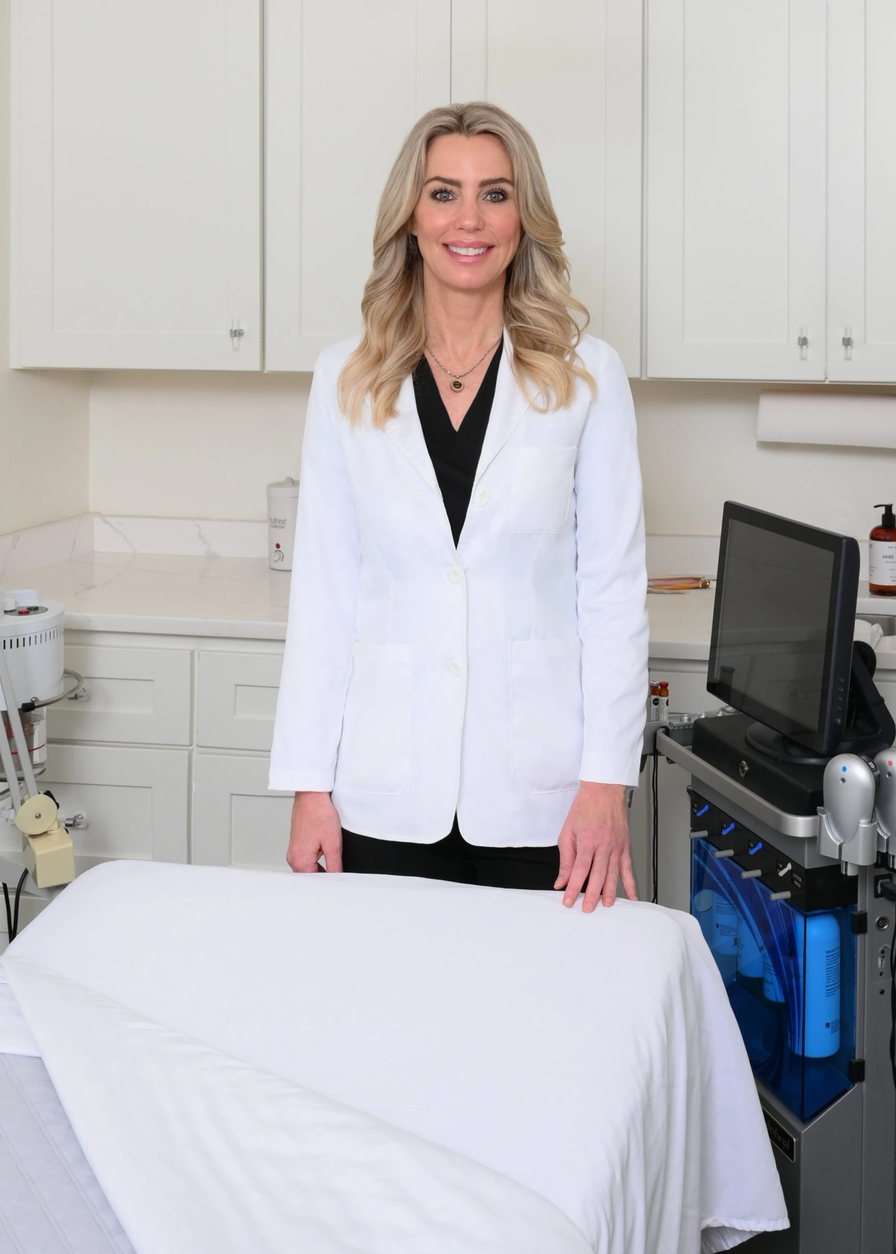 Becky Carr DR Becky Carr